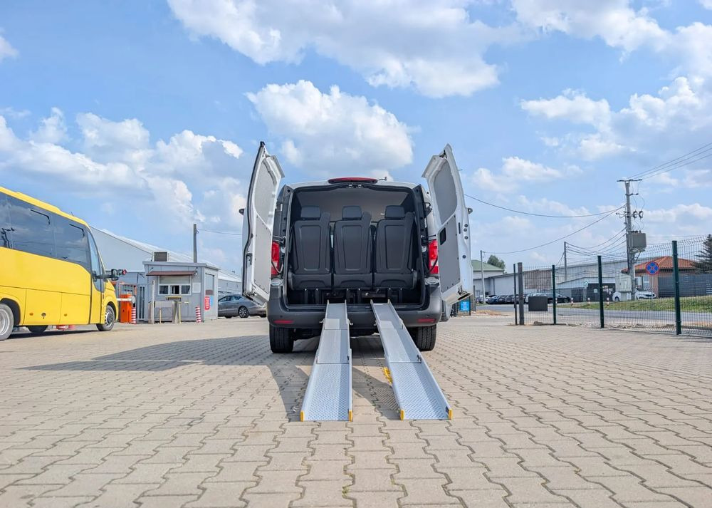 New Minibus, Electric bus Mercedes-Benz eVito: picture 7