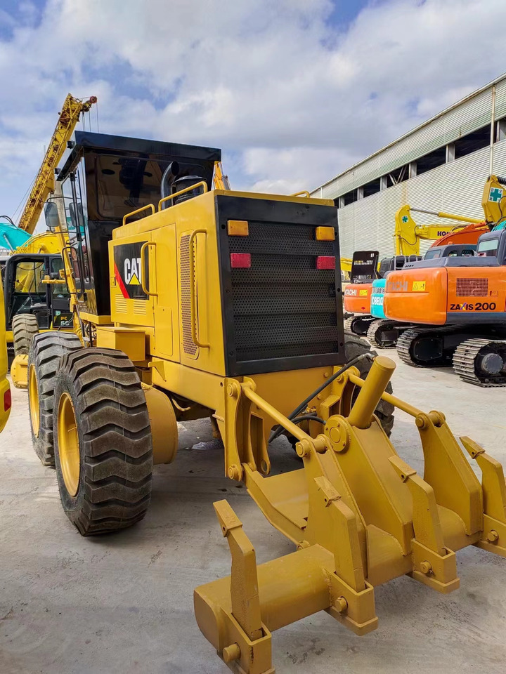 CATERPILLAR 140H - Grader: picture 5 CATERPILLAR 140H - Grader: picture 5