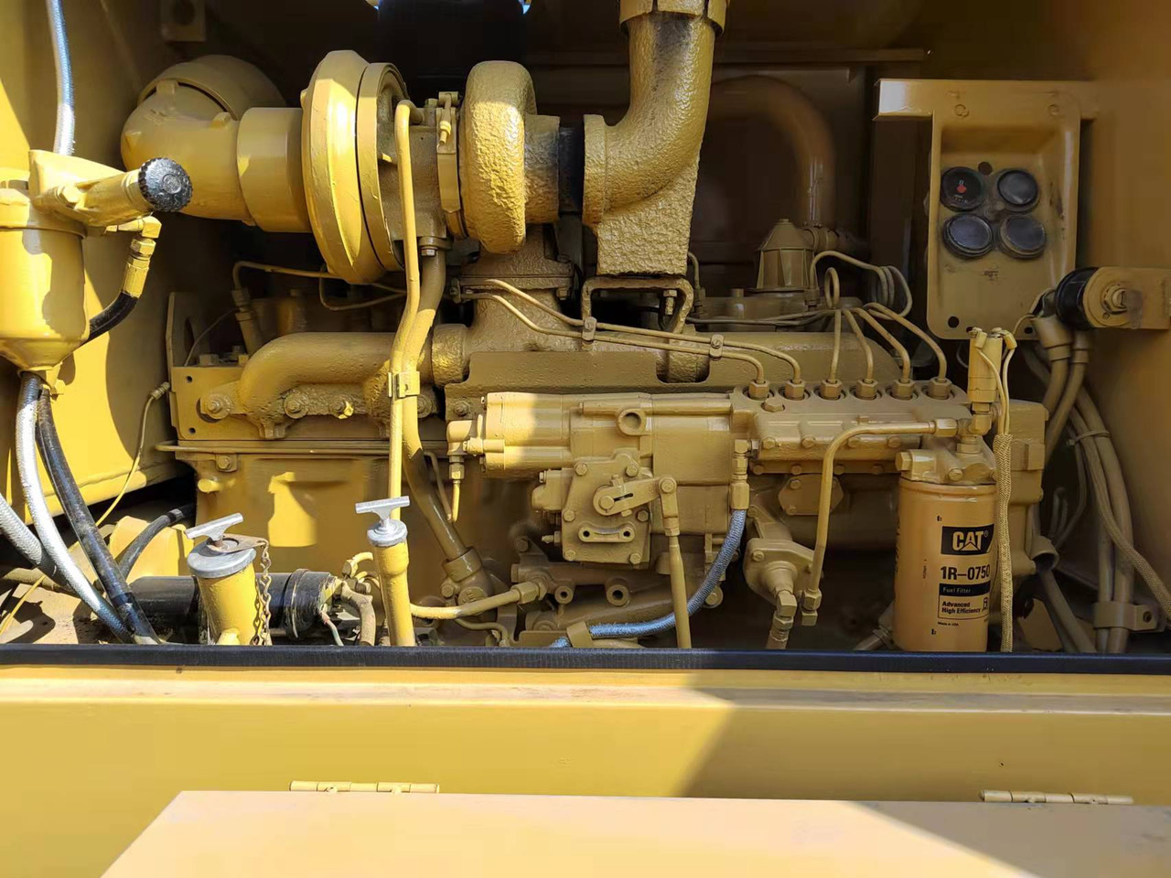 CATERPILLAR 140H - Grader: picture 3 CATERPILLAR 140H - Grader: picture 3