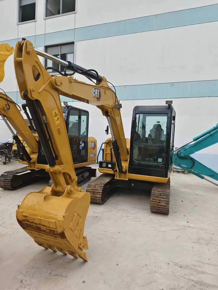 CATERPILLAR 305.5E2 - Mini excavator: picture 3 CATERPILLAR 305.5E2 - Mini excavator: picture 3