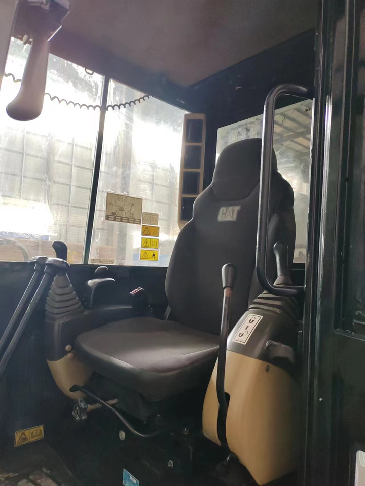 CATERPILLAR 306E2 - Mini excavator: picture 3 CATERPILLAR 306E2 - Mini excavator: picture 3