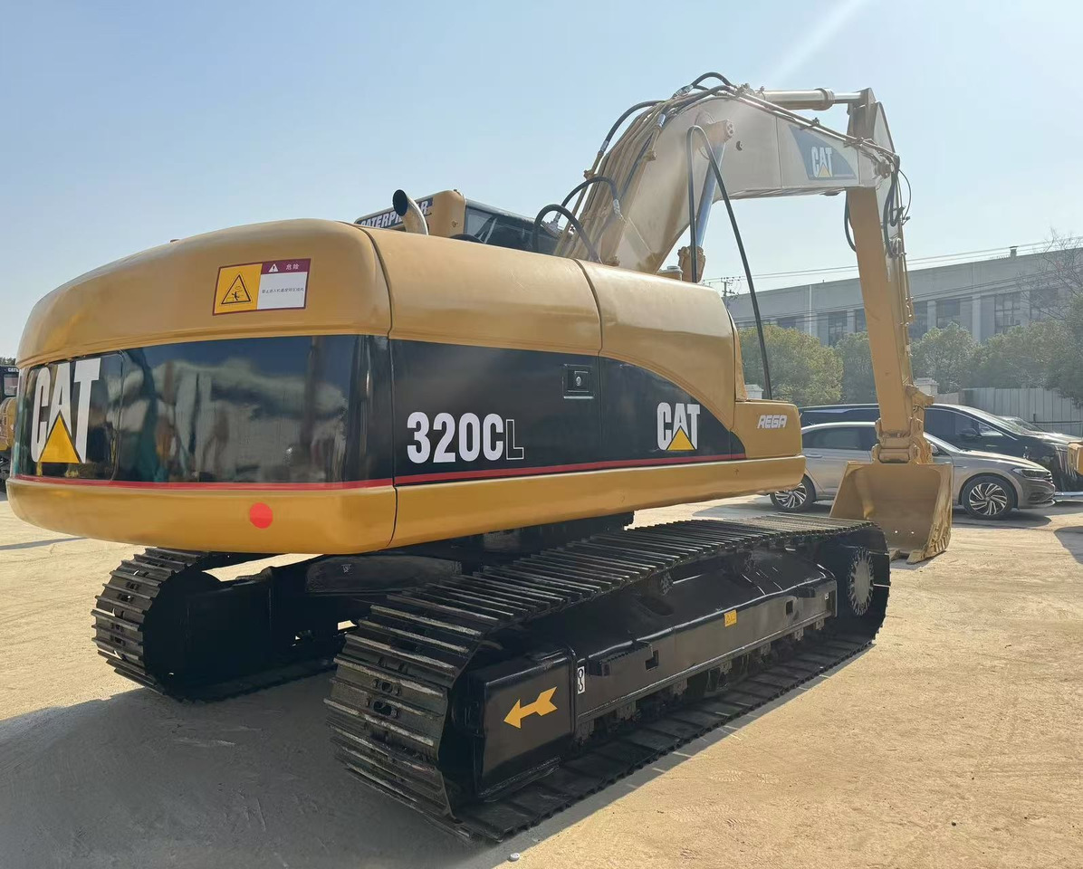 CATERPILLAR 320C - Crawler excavator: picture 1 CATERPILLAR 320C - Crawler excavator: picture 1