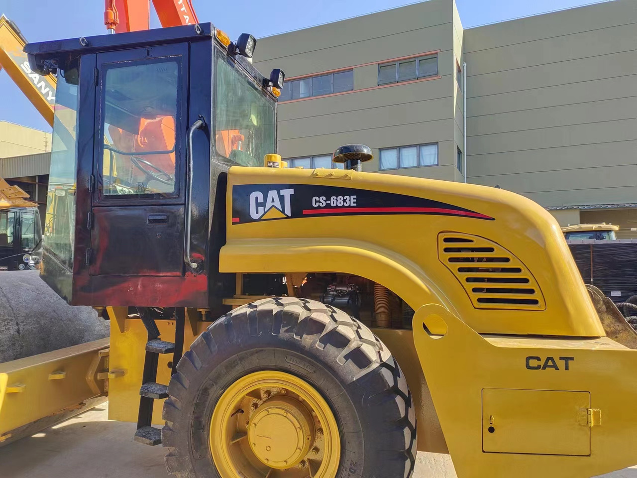 CATERPILLAR CS683E - Compactor: picture 5 CATERPILLAR CS683E - Compactor: picture 5
