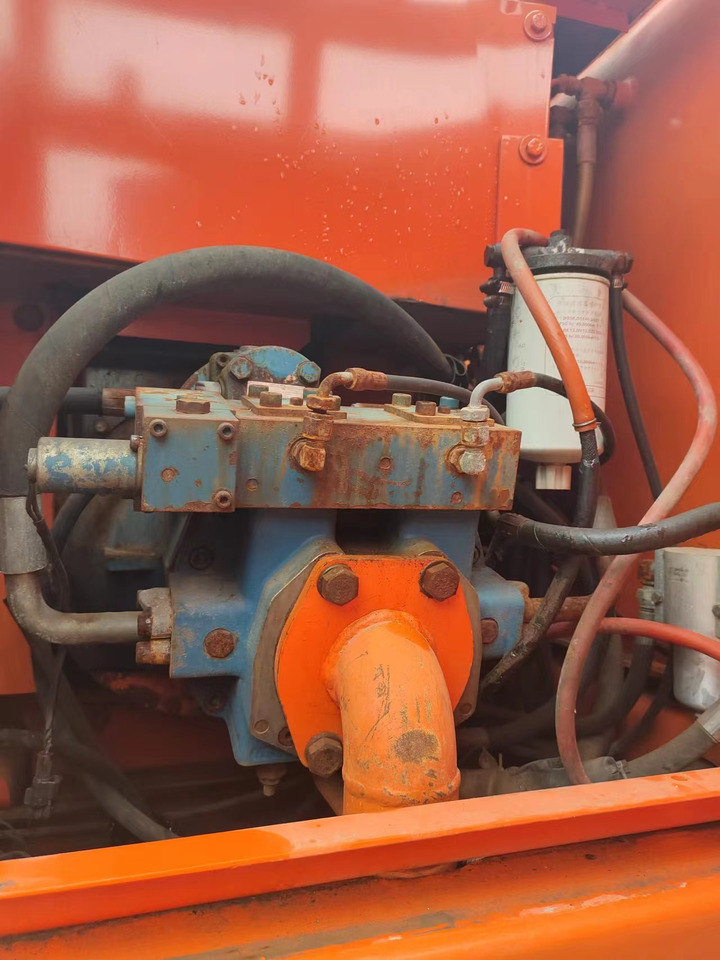 Wheel excavator DOOSAN DH150W-7: picture 8