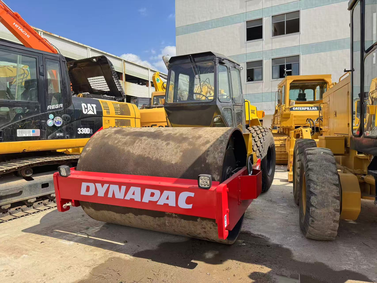 DYNAPAC CA301D - Road roller: picture 2 DYNAPAC CA301D - Road roller: picture 2