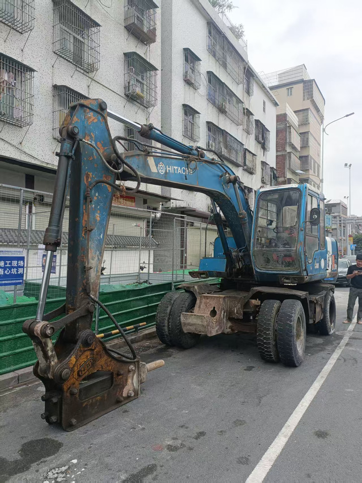 HITACHI EX100WD-2 - Wheel excavator: picture 1 HITACHI EX100WD-2 - Wheel excavator: picture 1