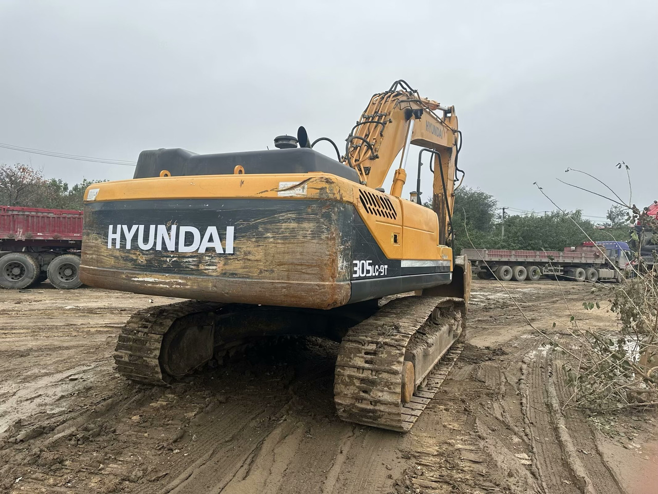 HYUNDAI R305LC-9T - Crawler excavator: picture 2 HYUNDAI R305LC-9T - Crawler excavator: picture 2