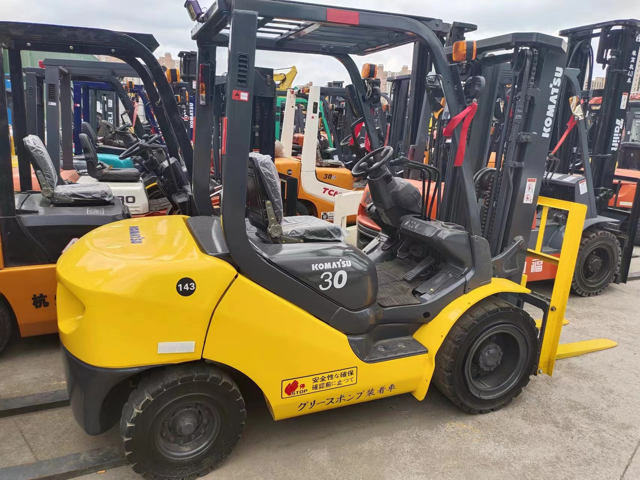 KOMATSU FD30 - Diesel forklift: picture 1 KOMATSU FD30 - Diesel forklift: picture 1