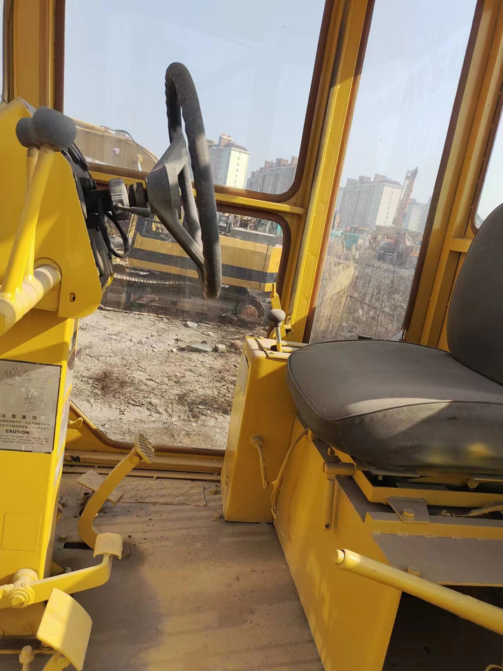 KOMATSU GD825A - Grader: picture 4 KOMATSU GD825A - Grader: picture 4