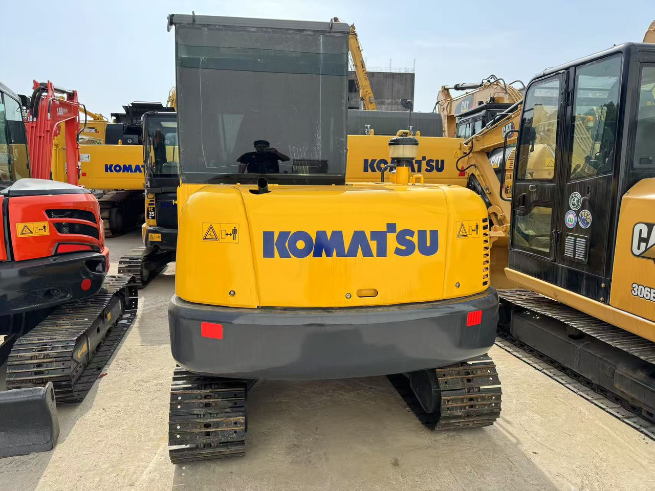 KOMATSU PC56 - Mini excavator: picture 2 KOMATSU PC56 - Mini excavator: picture 2