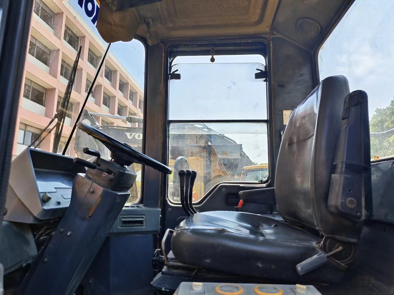 KOMATSU WA470-3 - Wheel loader: picture 5 KOMATSU WA470-3 - Wheel loader: picture 5