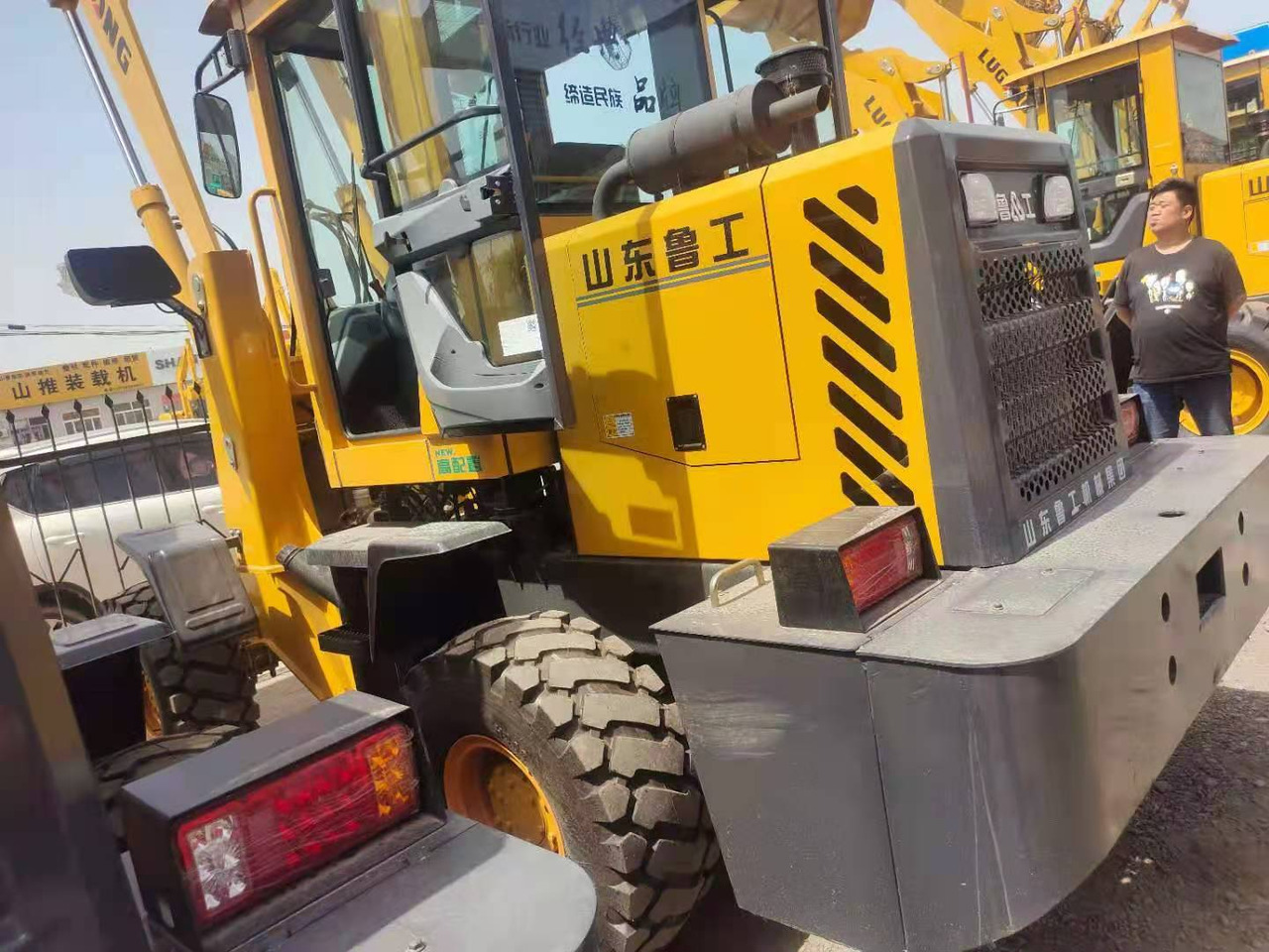 LUGONG L928 - Wheel loader: picture 5 LUGONG L928 - Wheel loader: picture 5