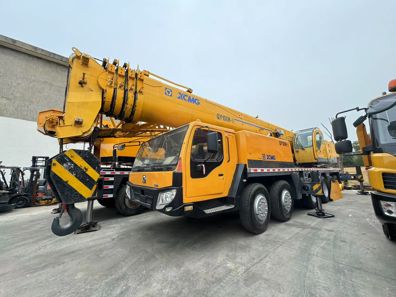 XCMG QY100K - Mobile crane: picture 3 XCMG QY100K - Mobile crane: picture 3