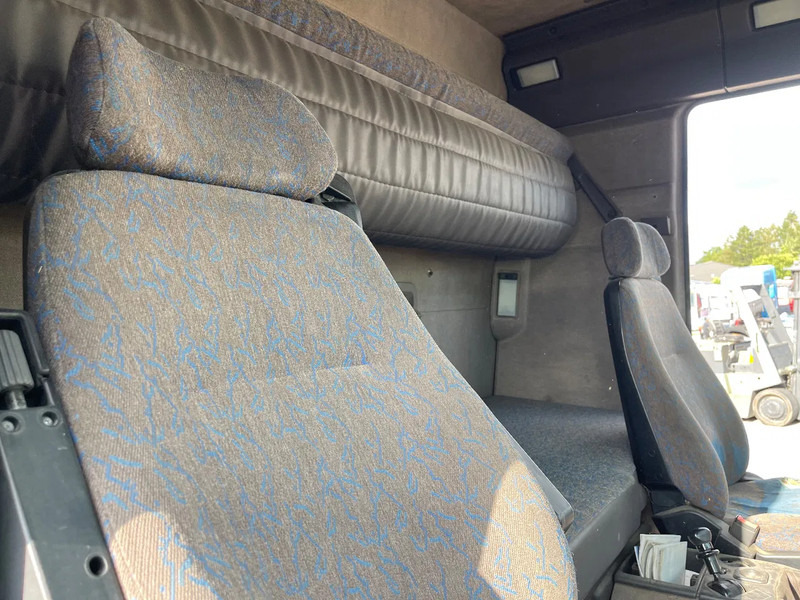 Renault Magnum AE 430 Transporter on lease Renault Magnum AE 430 Transporter: picture 16