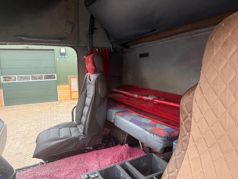 Tractor unit Mercedes-Benz Actros 1843 3 pedals: picture 11 Tractor unit Mercedes-Benz Actros 1843 3 pedals: picture 11