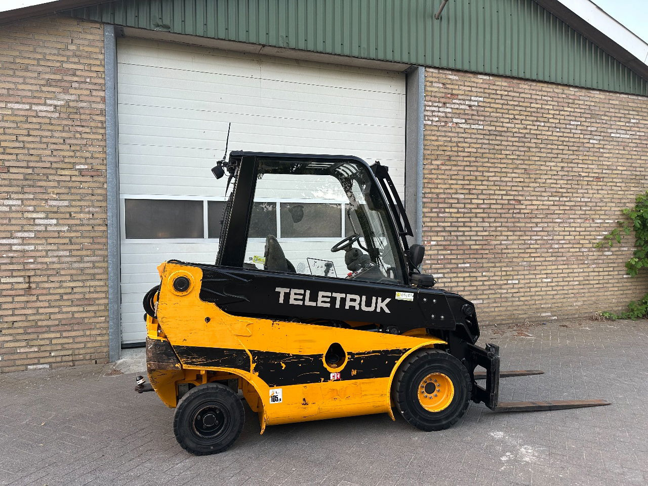 JCB TLT 2,5D - Forklift: picture 3 JCB TLT 2,5D - Forklift: picture 3