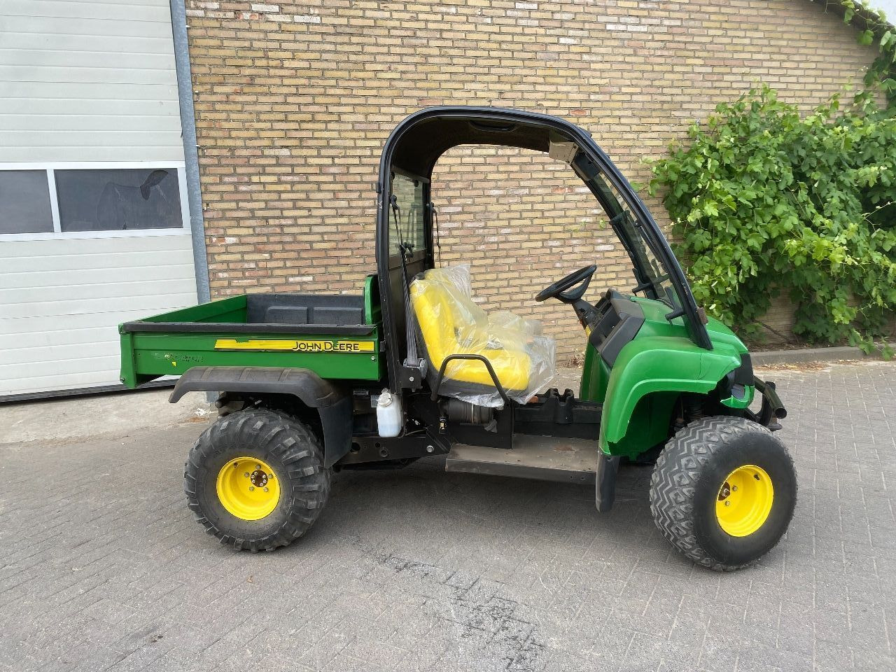 John Deere HPX 4X4 - Side-by-side/ ATV: picture 5 John Deere HPX 4X4 - Side-by-side/ ATV: picture 5
