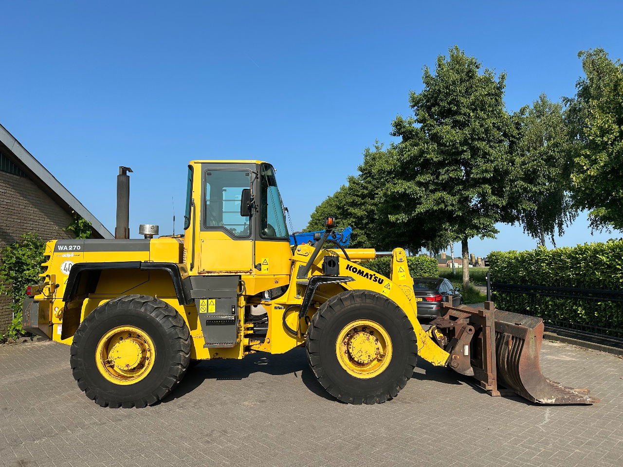 Komatsu WA270-3 - Wheel loader: picture 4 Komatsu WA270-3 - Wheel loader: picture 4