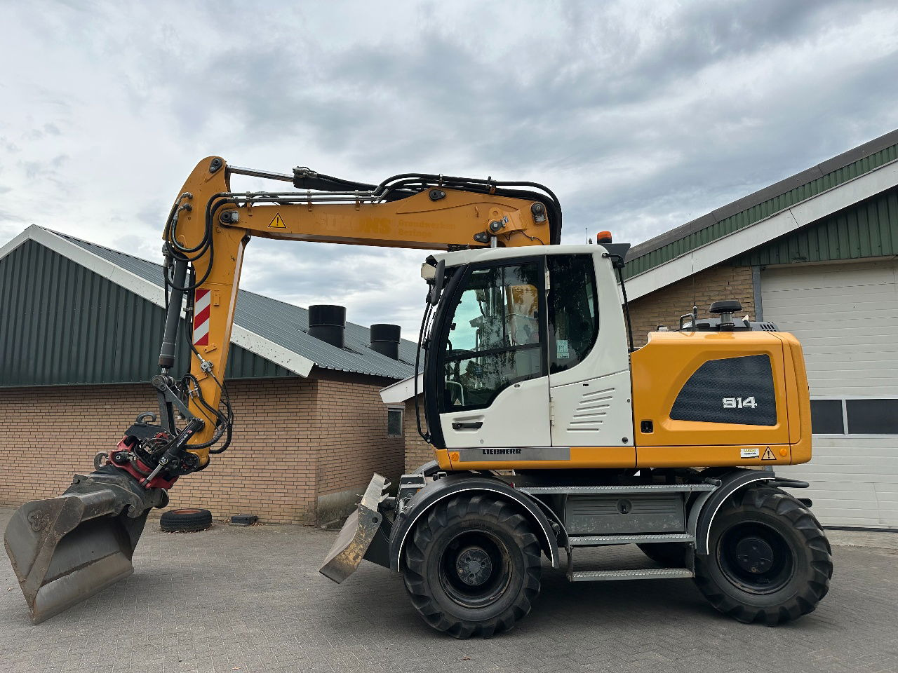 Liebherr A914 - Wheel excavator: picture 2 Liebherr A914 - Wheel excavator: picture 2