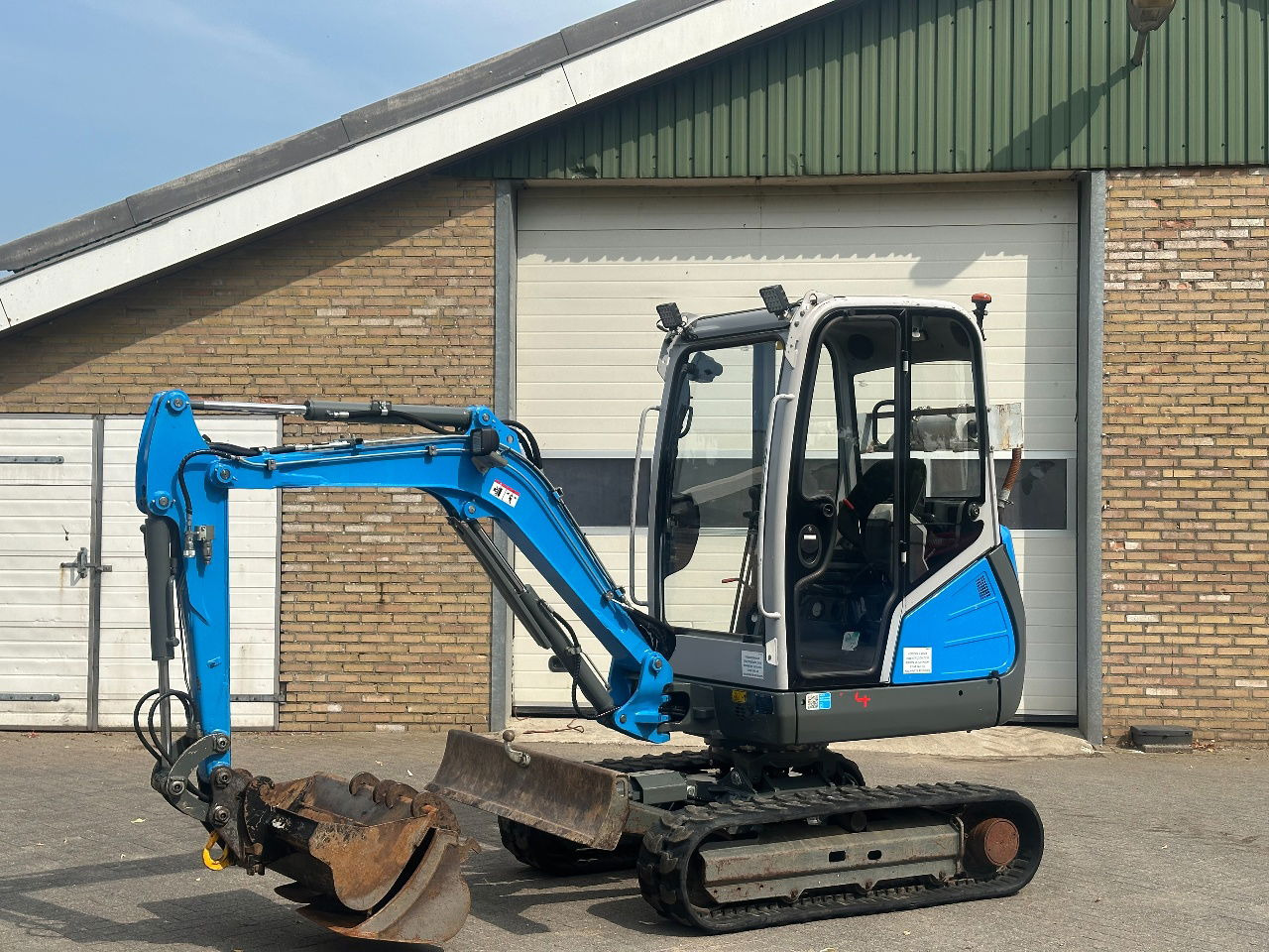 WACKER NEUSON ET24 - Mini excavator: picture 1 WACKER NEUSON ET24 - Mini excavator: picture 1