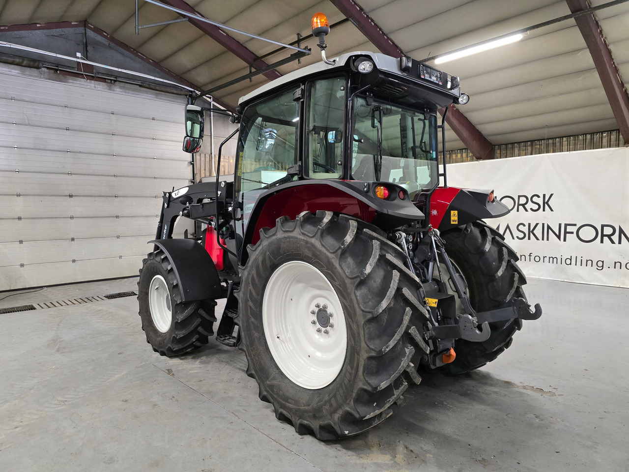 Massey Ferguson 5710M Dyna 4 #Som Ny - Farm tractor: picture 3 Massey Ferguson 5710M Dyna 4 #Som Ny - Farm tractor: picture 3