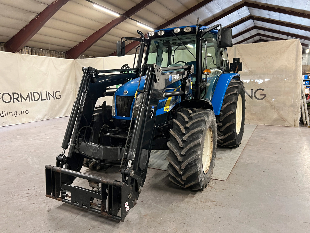 New Holland T 5050 #KUN 3844 Timer# - Farm tractor: picture 2 New Holland T 5050 #KUN 3844 Timer# - Farm tractor: picture 2