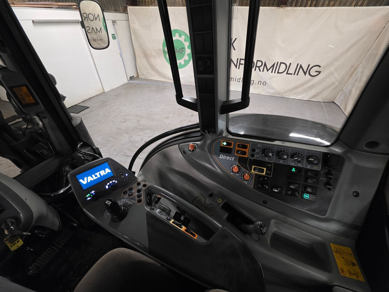 Farm tractor Valtra N163 Direct: picture 14