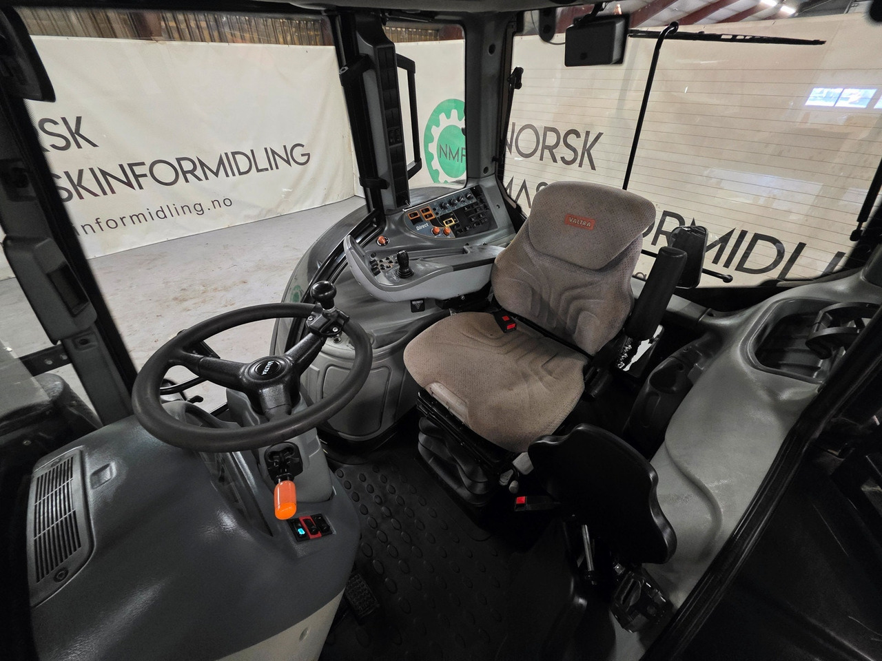 Farm tractor Valtra N163 Direct: picture 13
