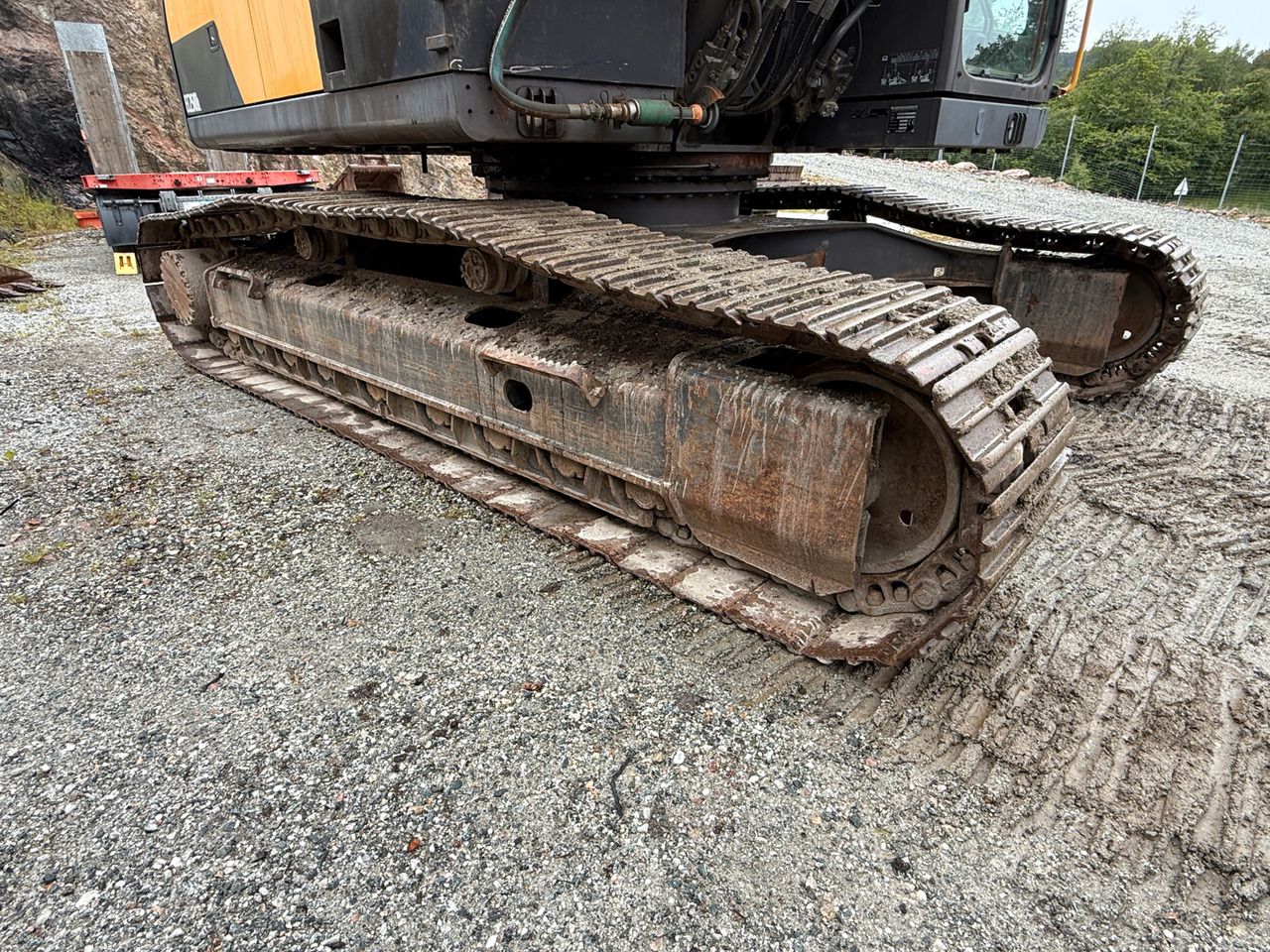Crawler excavator Volvo EC250DL med Montabert tårn: picture 13