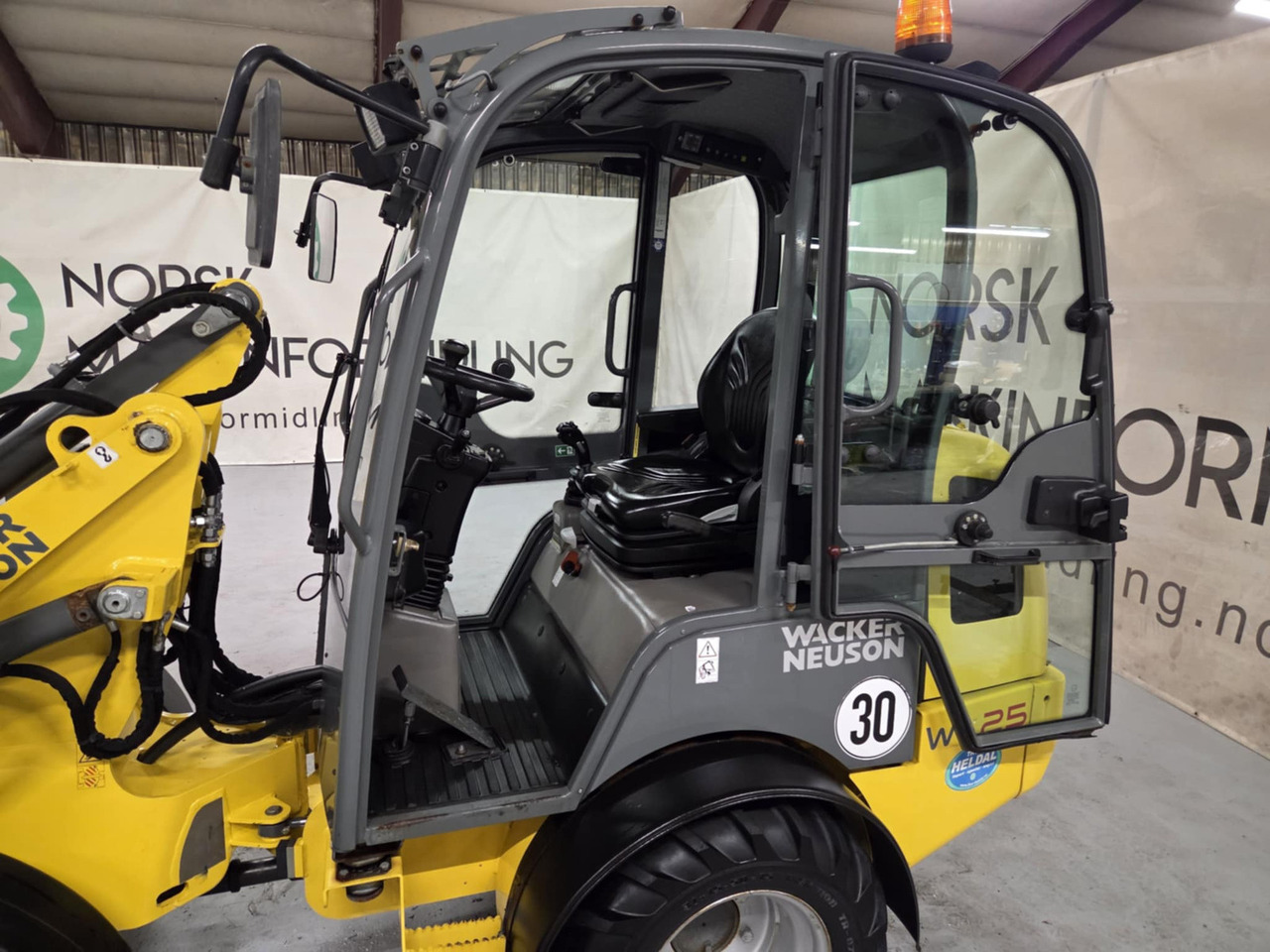 Wheel loader Wacker Neuson WL25: picture 19