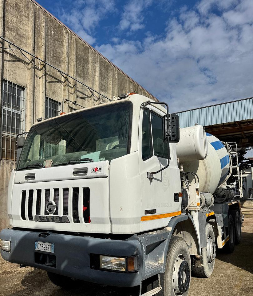 Betonpompa 28MT CIFA ASTRA HD84.38 - Mixer pump truck: picture 2 Betonpompa 28MT CIFA ASTRA HD84.38 - Mixer pump truck: picture 2