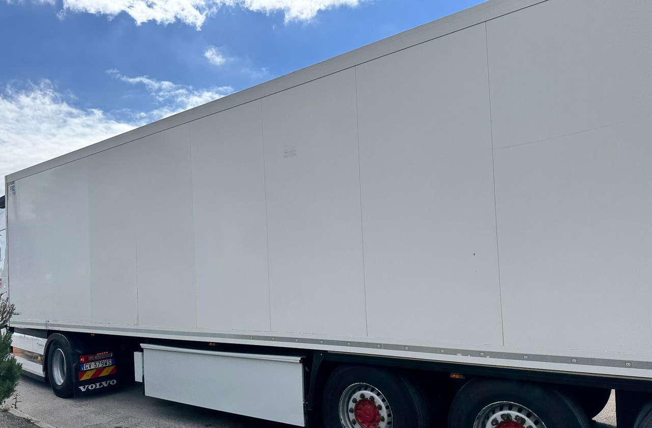 Semirimorchio Frigo Krone 2015 / FRC - Refrigerator semi-trailer: picture 3 Semirimorchio Frigo Krone 2015 / FRC - Refrigerator semi-trailer: picture 3