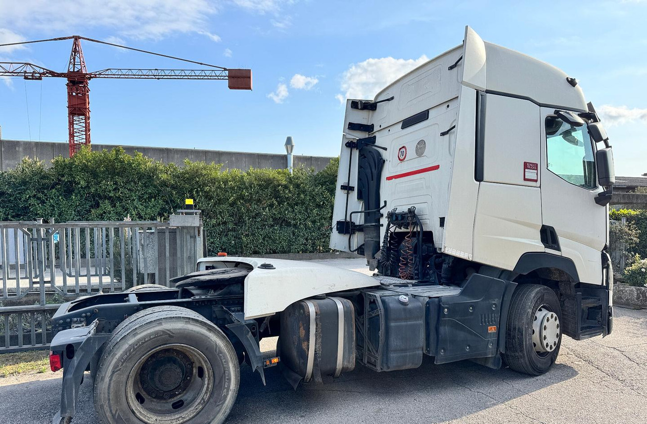 Tractor unit Renault T460 / 2015 / Euro 6: picture 17