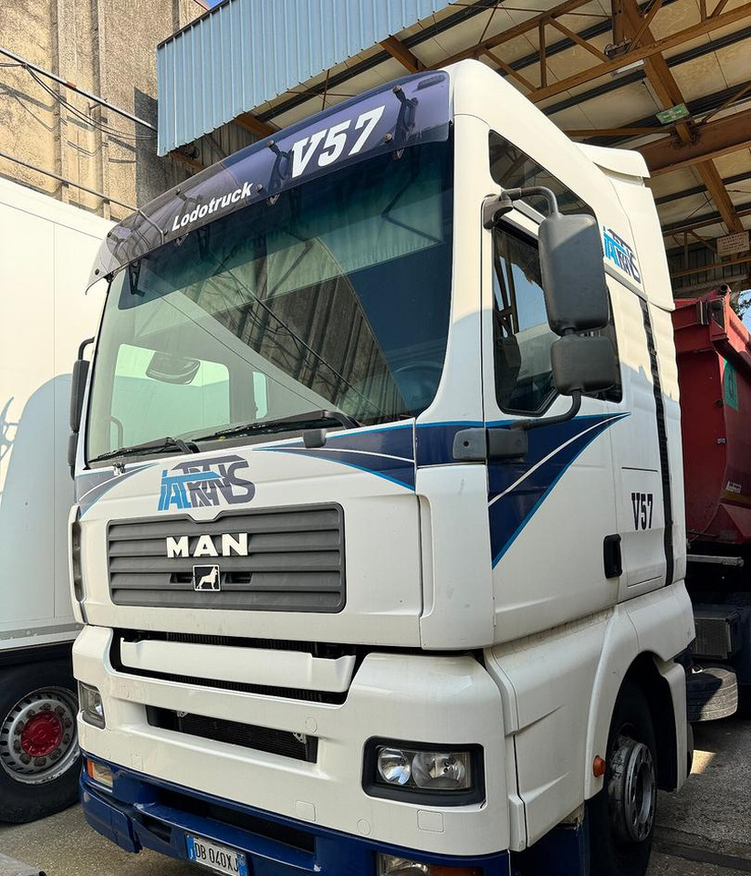 TRATTORE STRADALE MAN TGA ADR 18.430 - Tractor unit: picture 2 TRATTORE STRADALE MAN TGA ADR 18.430 - Tractor unit: picture 2