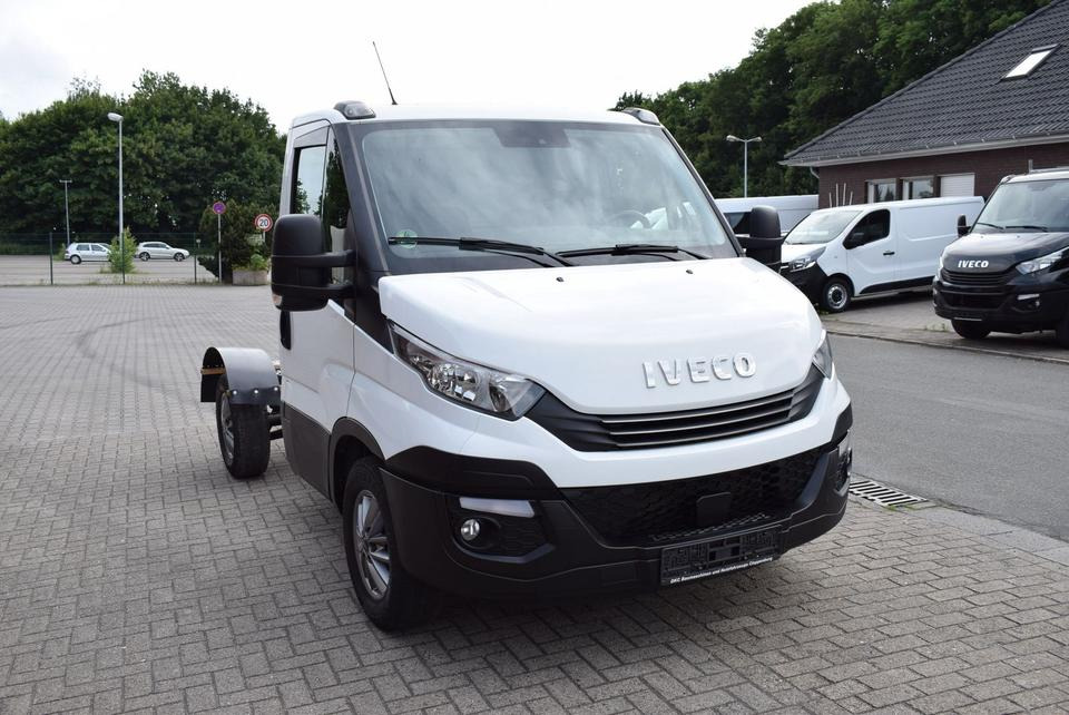 Iveco Daily 35 S21 3,0 Automatik Luftfederung Tempomat on lease Iveco Daily 35 S21 3,0 Automatik Luftfederung Tempomat: picture 11