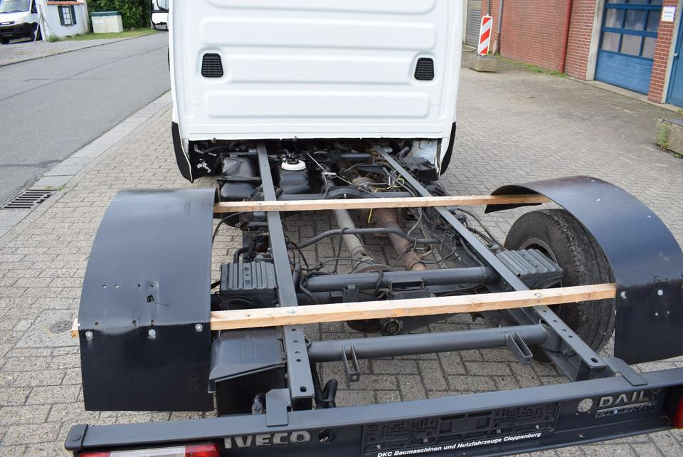 Iveco Daily 35 S21 3,0 Automatik Luftfederung Tempomat on lease Iveco Daily 35 S21 3,0 Automatik Luftfederung Tempomat: picture 14