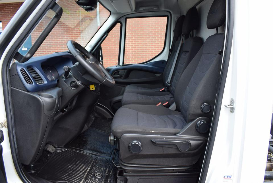 Iveco Daily 35 S21 3,0 Automatik Luftfederung Tempomat on lease Iveco Daily 35 S21 3,0 Automatik Luftfederung Tempomat: picture 16