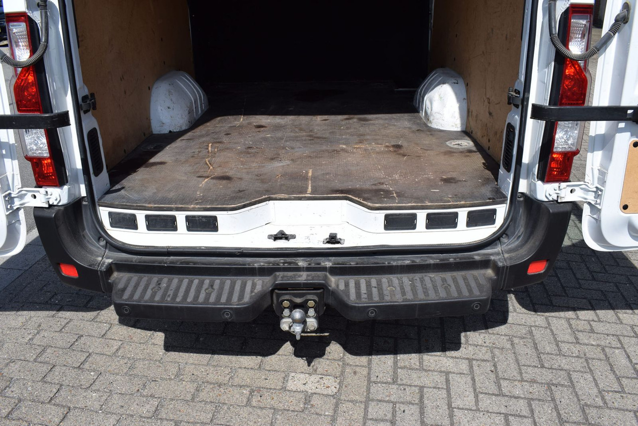 Panel van, Combi van Renault Master 3,5t Allrad 4X4 Klima Standheizung L4H2: picture 16
