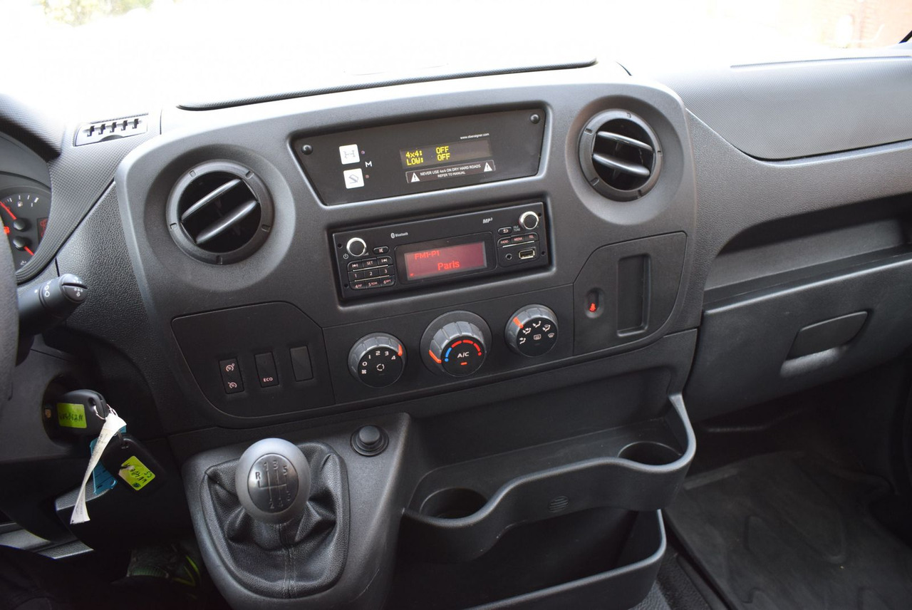 Panel van, Combi van Renault Master 3,5t Allrad 4X4 Klima Standheizung L4H2: picture 28