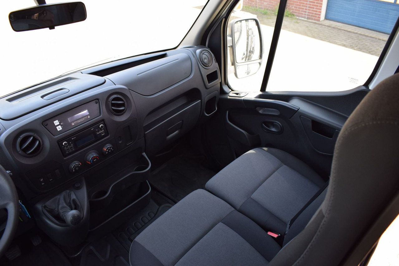Panel van, Combi van Renault Master 3,5t Allrad 4X4 Klima Standheizung L4H2: picture 24