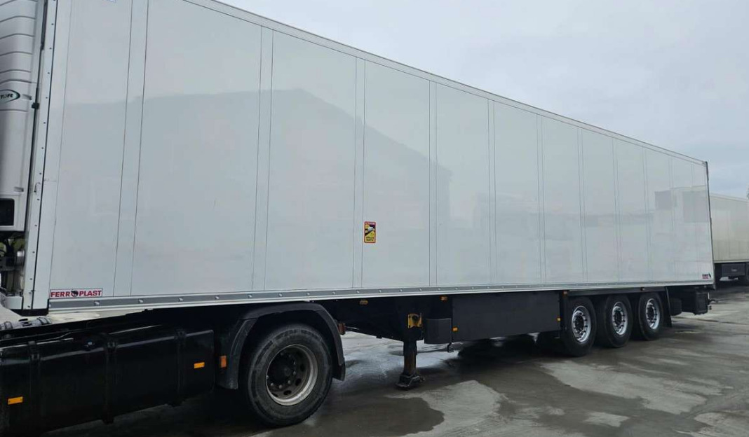 SCHMITZ SKO Carrier Vector 1550 - Refrigerator semi-trailer: picture 1 SCHMITZ SKO Carrier Vector 1550 - Refrigerator semi-trailer: picture 1