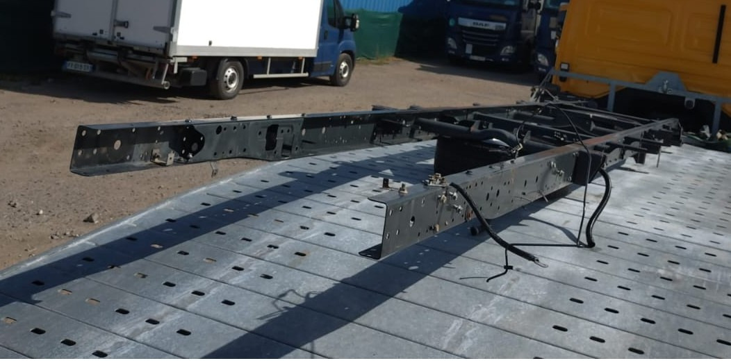 GOŁA RAMA IVECO DAILY 35S11 NR 725/095 - Frame/ Chassis for Van: picture 2 GOŁA RAMA IVECO DAILY 35S11 NR 725/095 - Frame/ Chassis for Van: picture 2