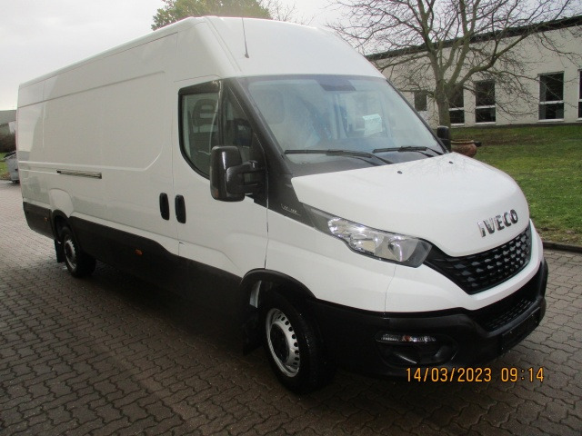 IVECO Daily 35S16V - Panel van: picture 2 IVECO Daily 35S16V - Panel van: picture 2
