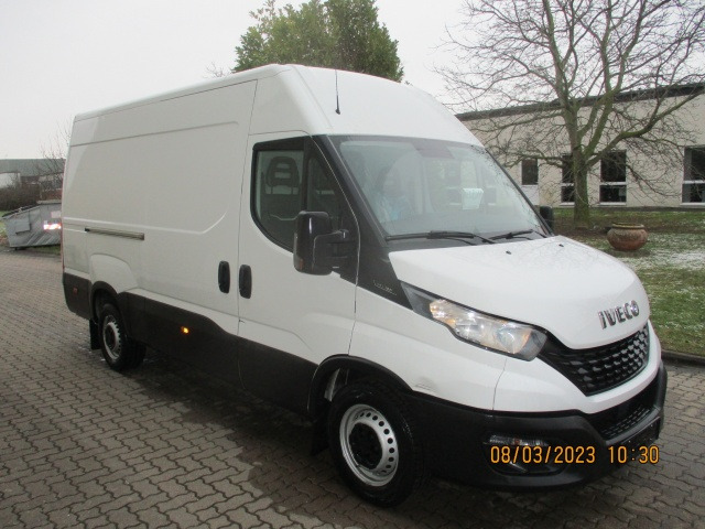 IVECO Daily 35S16V - Panel van: picture 2 IVECO Daily 35S16V - Panel van: picture 2