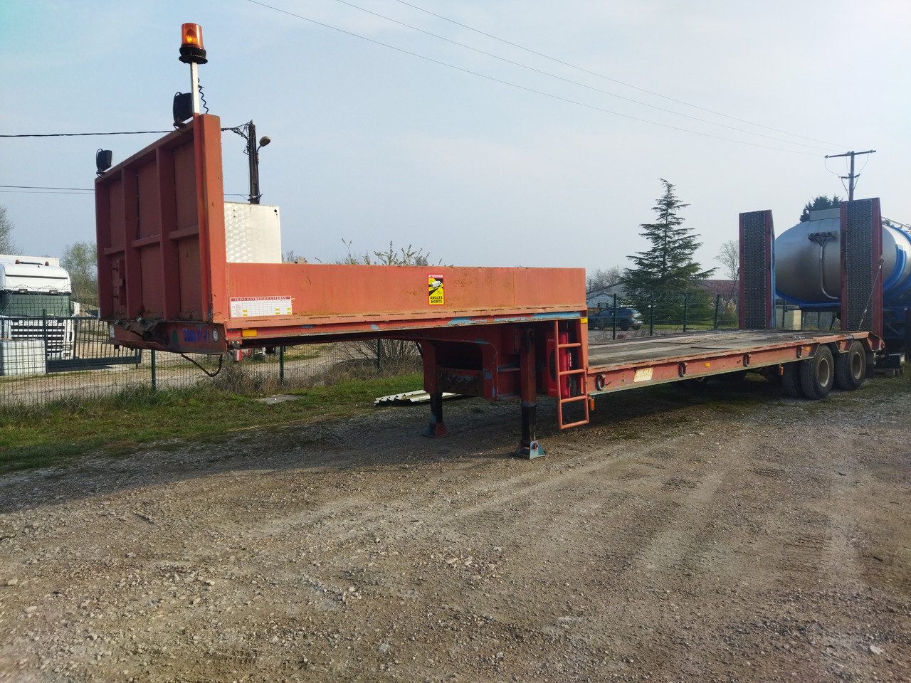 CASTERA - Autotransporter semi-trailer: picture 1 CASTERA - Autotransporter semi-trailer: picture 1
