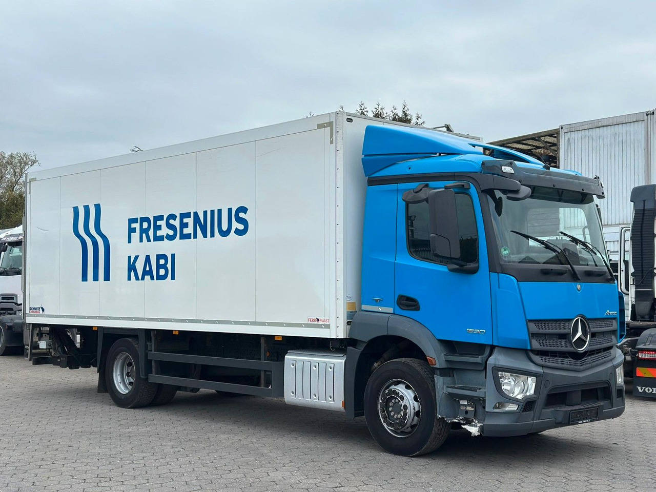 Mercedes-Benz Antos 1830+Isolierkoffer - Box truck: picture 3 Mercedes-Benz Antos 1830+Isolierkoffer - Box truck: picture 3