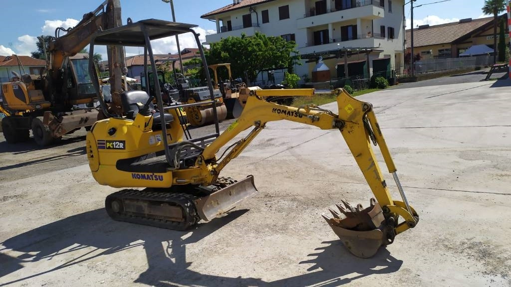Komatsu PC 12 R-8 - Mini excavator: picture 4 Komatsu PC 12 R-8 - Mini excavator: picture 4