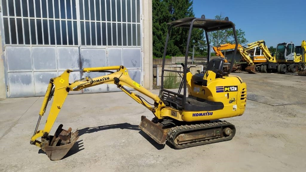 Komatsu PC 12 R-8 - Mini excavator: picture 1 Komatsu PC 12 R-8 - Mini excavator: picture 1