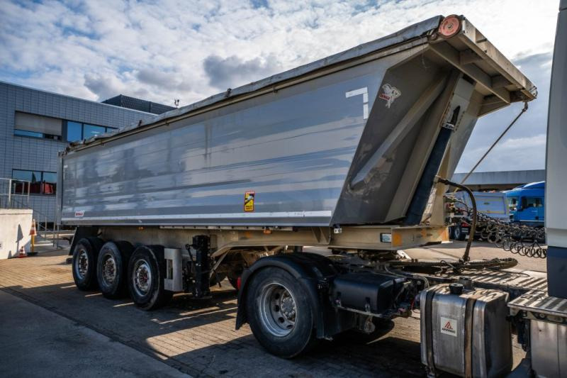 Benalu C39C17-ALU + BACHE - 30m3 - Tipper semi-trailer: picture 5 Benalu C39C17-ALU + BACHE - 30m3 - Tipper semi-trailer: picture 5