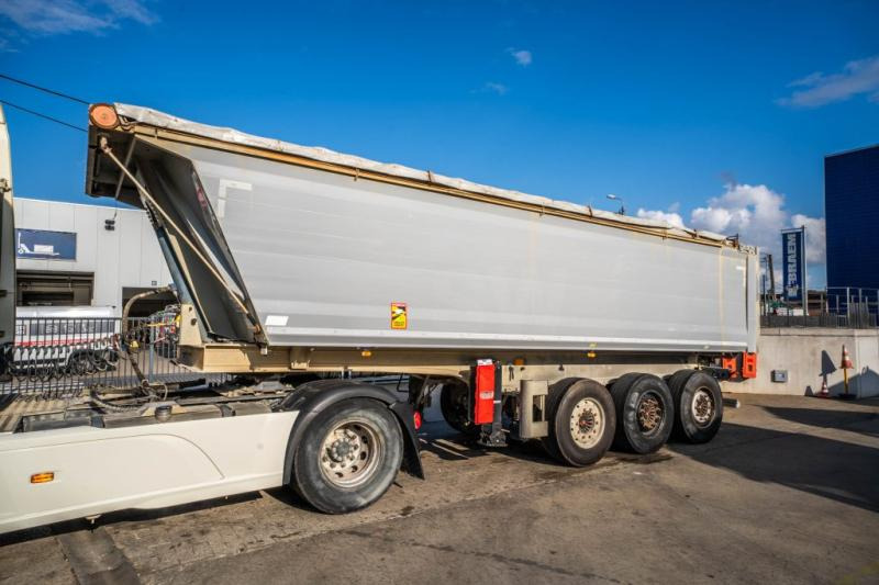 Benalu C39C17-ALU + BACHE - 30m3 - Tipper semi-trailer: picture 3 Benalu C39C17-ALU + BACHE - 30m3 - Tipper semi-trailer: picture 3